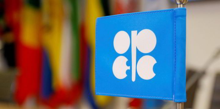 'Like a python eating a pony': Oil ends higher after day of wild swings - Vimarsana News