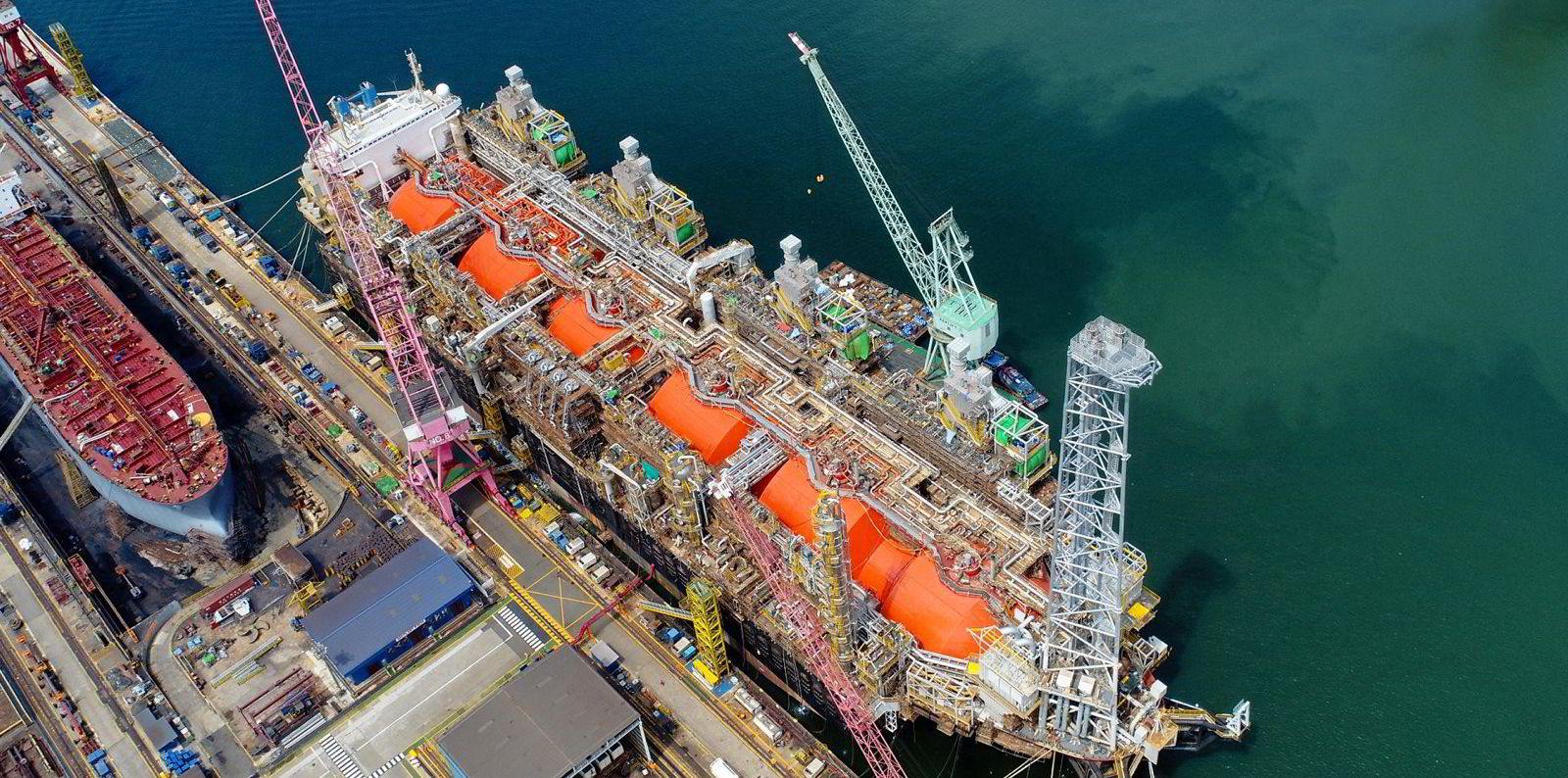 Fast LNG' floater proponent commits to construction | Upstream Online