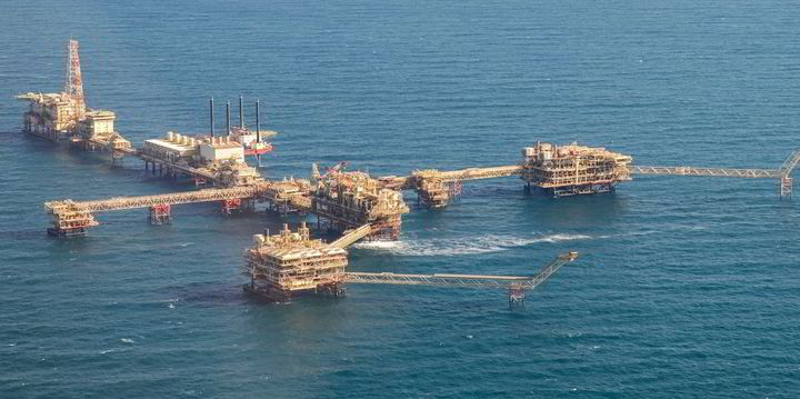 Abu Dhabi: two in frame for Adnoc's huge Umm Shaif oilfield development - Vimarsana News