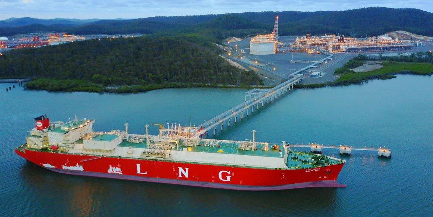 Pan Ocean confirms LNG carrier order, likely for Portuguese contract