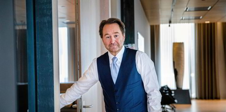 Røkke og Salmar satser sammen på «intelligent» havbruk til havs - Vimarsana News