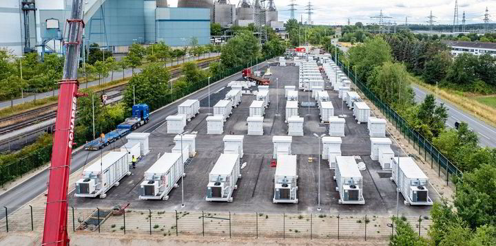 Die erste in Deutschland installierte Mega-Batterie an das Wasserkraftwerk Mosel gekoppelt