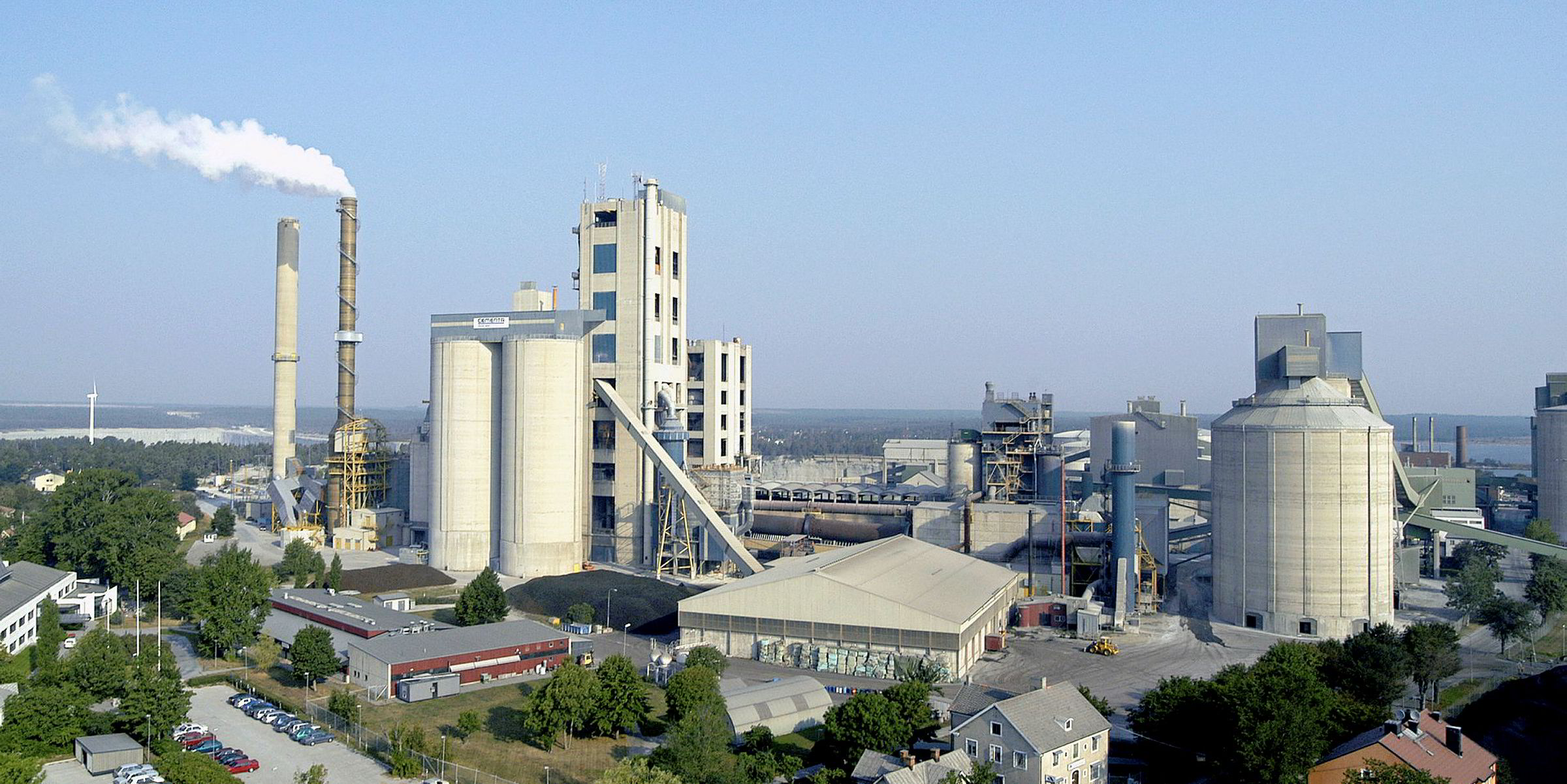 Vattenfall plans world’s first zero-carbon cement plant | Recharge