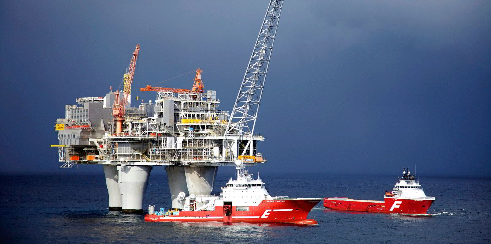 Морская буровая платформа. Нефтегазовая платформа «Тролль-а», Норвегия. Петрониус нефтяная платформа. Буровая платформа troll a. Норвегия тролл платформа.