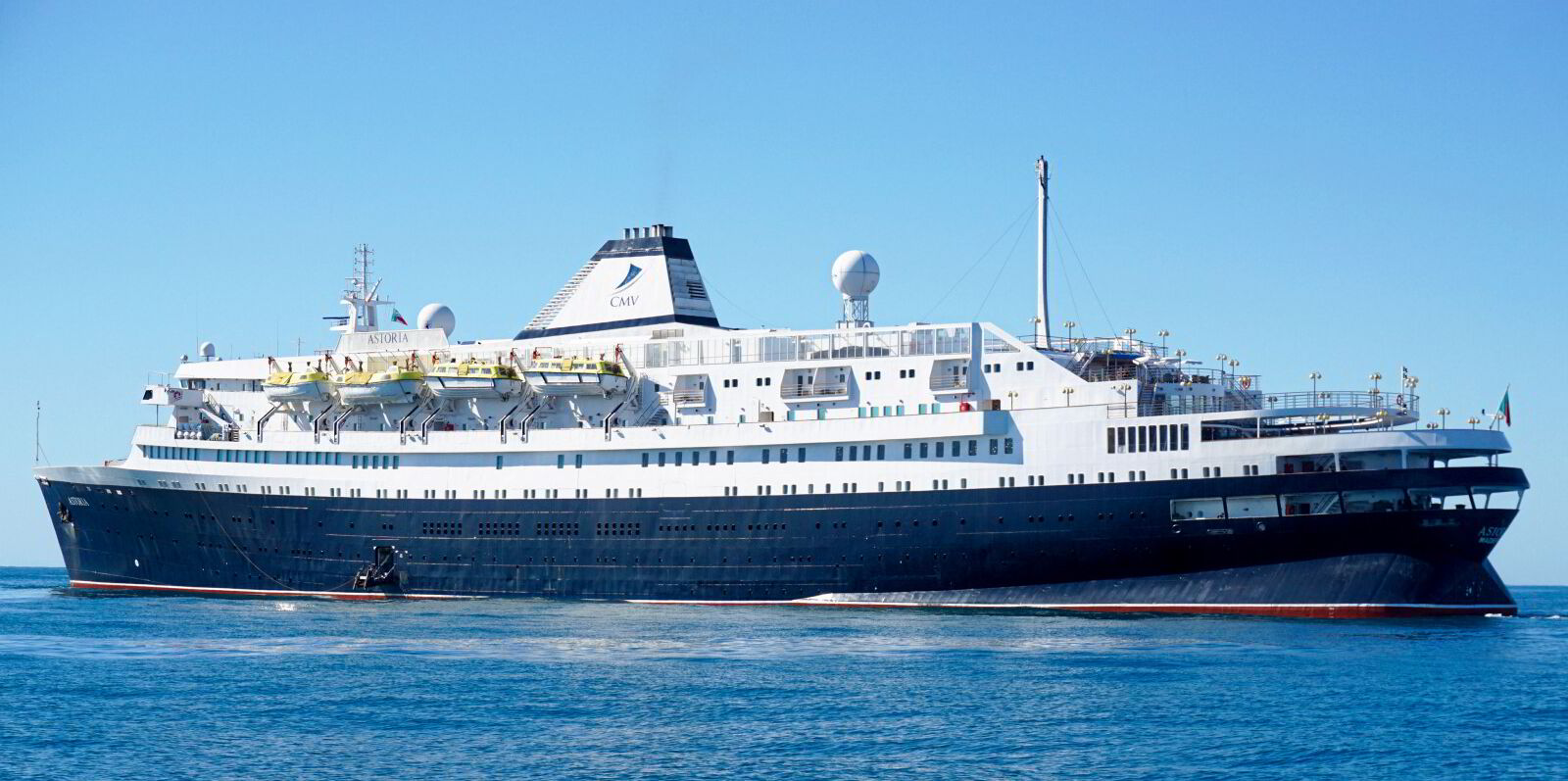 Astoria, the oldest cruiseship afloat, will go under the hammer on