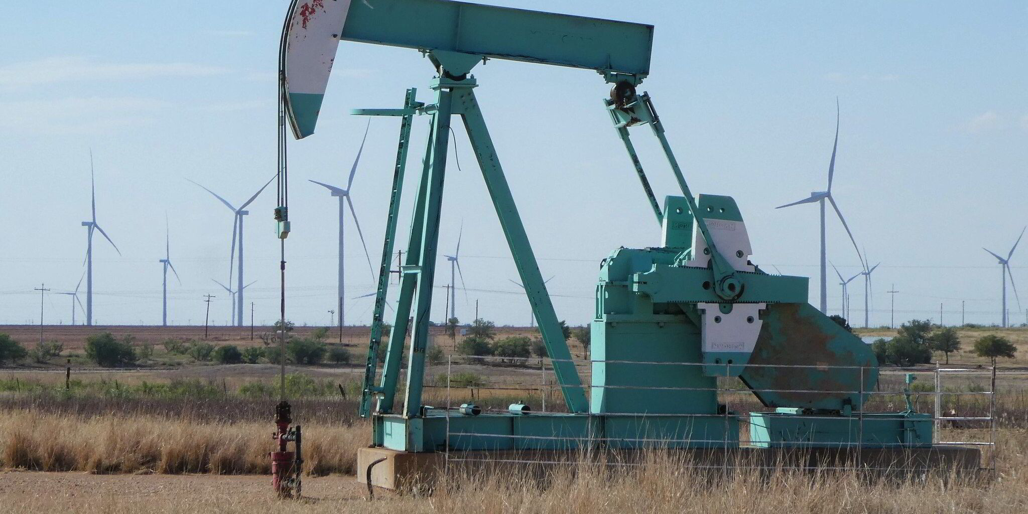 Race for Texas electrons unites clean and fossil groups to kill anti-renewables bills