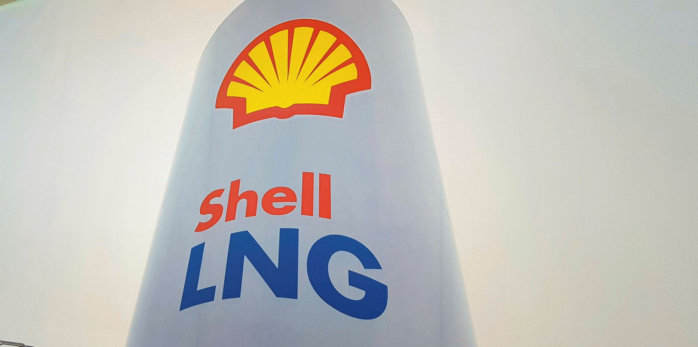 Shell, Qatar team up on expanding LNG infrastructure TradeWinds