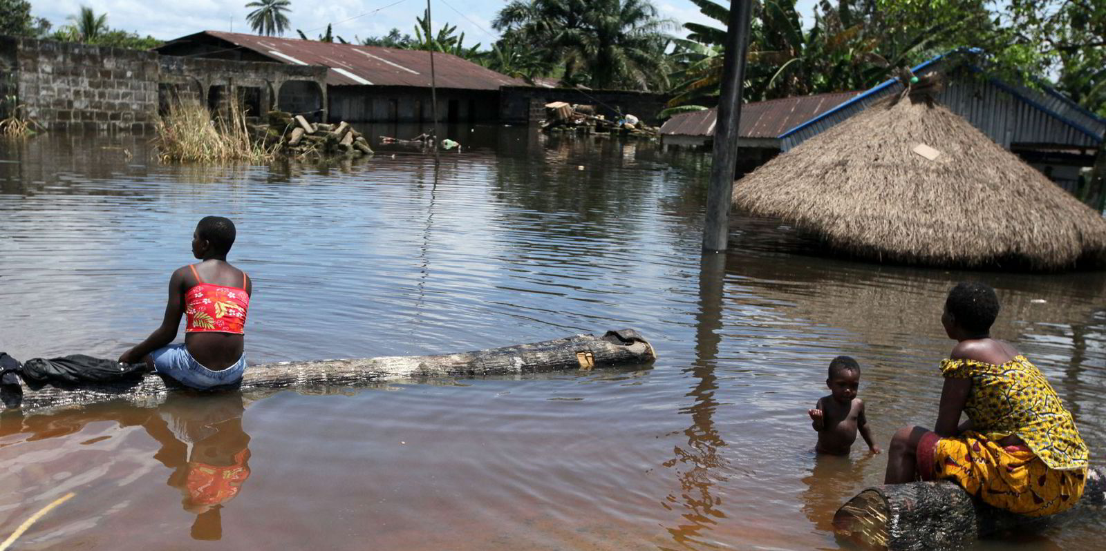 Nigeria LNG Declares Force Majeure After Floods Hit Niger Delta ...