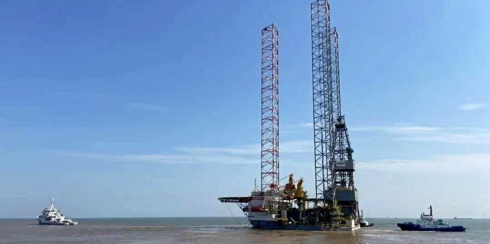 COSL signs hugely lucrative Middle East offshore drilling contracts