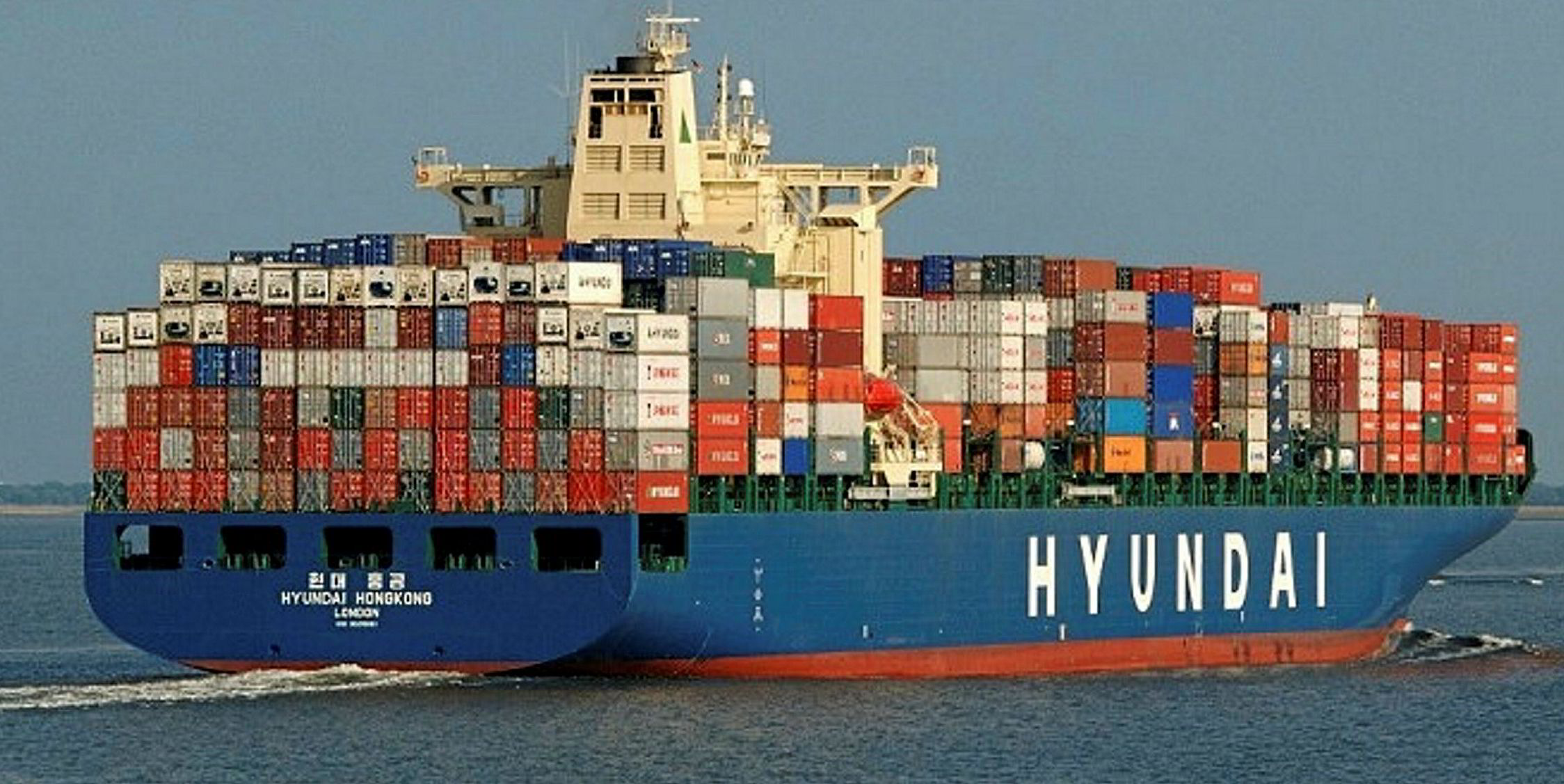 Navios Maritime Containers计划收购九艘船 | TradeWinds