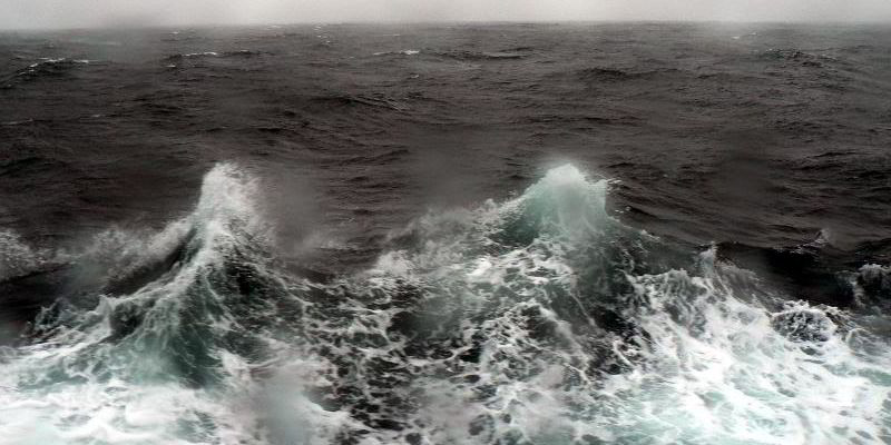 bering sea waves