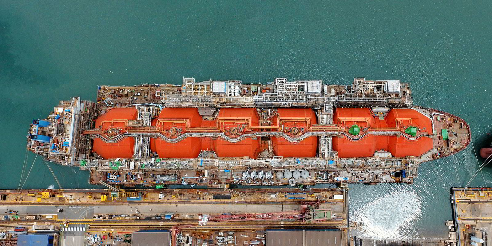 Keppel Corp completes maiden LNG import from US | TradeWinds