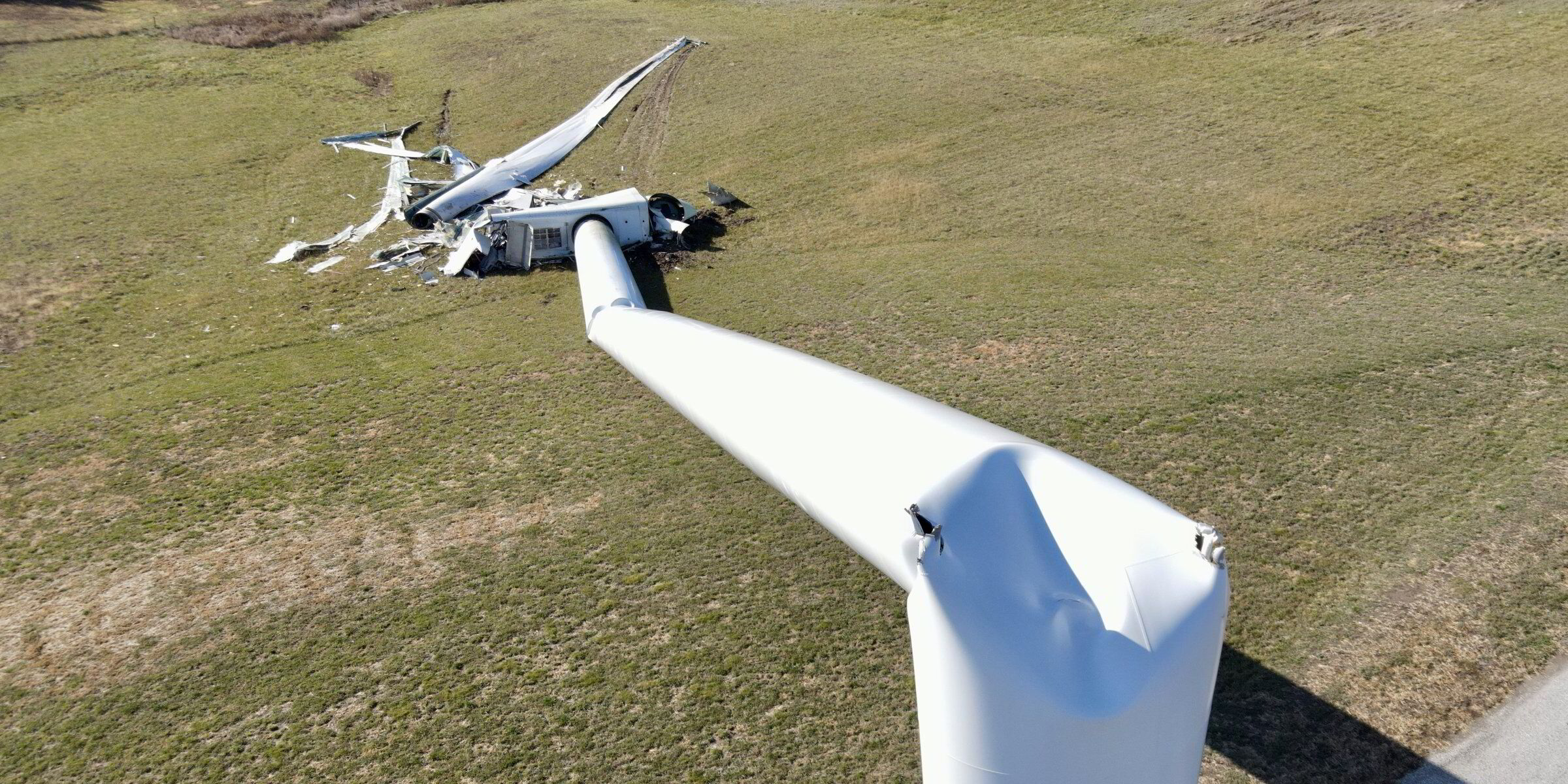 Multiple Vestas turbine collapses keep major US wind farm offline