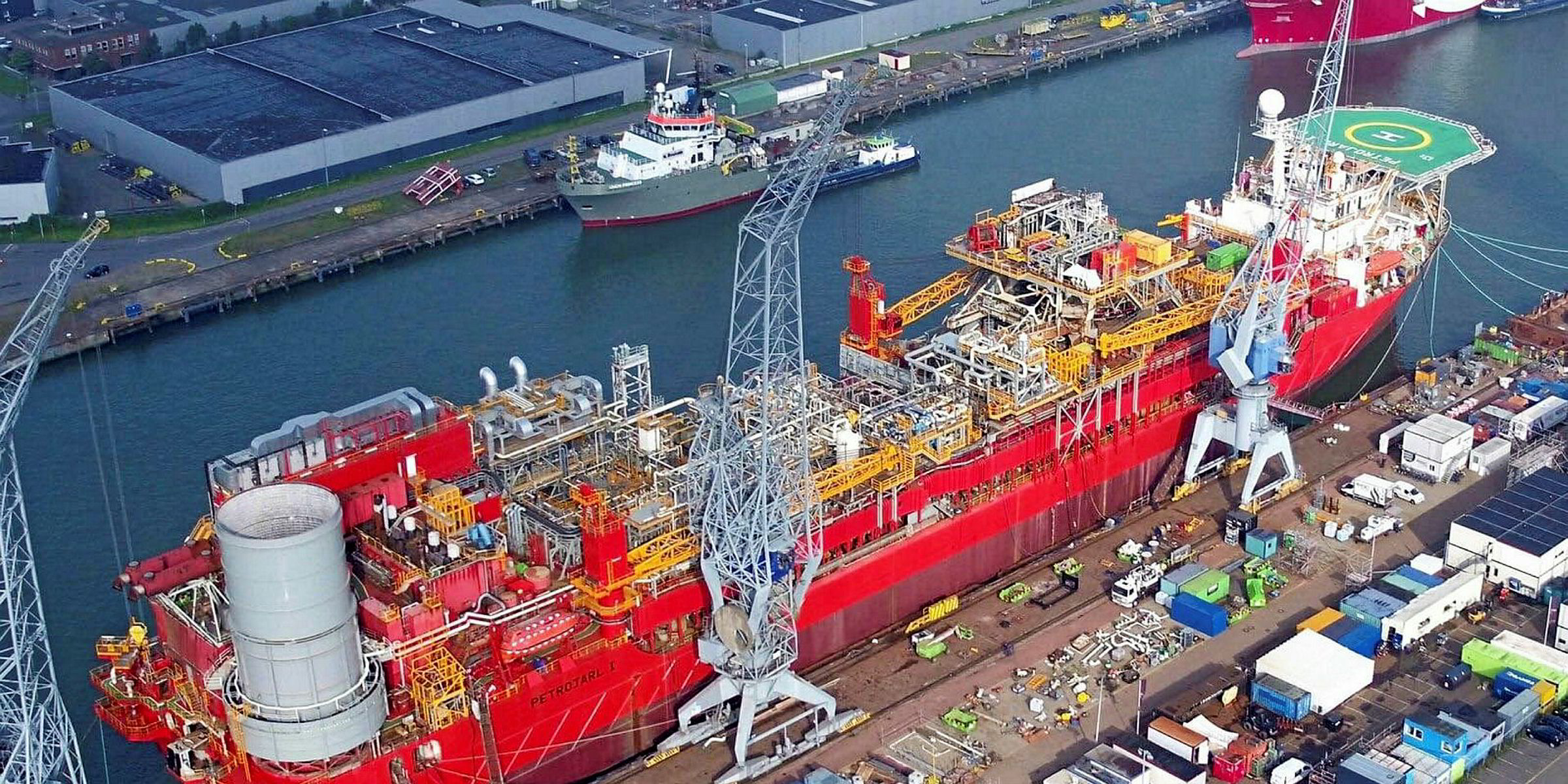 Производство судов. (FPSO) Petrojarl 1. Судостроительная верфь в Дании. Судостроительный завод Бразилия. FPSO судно.