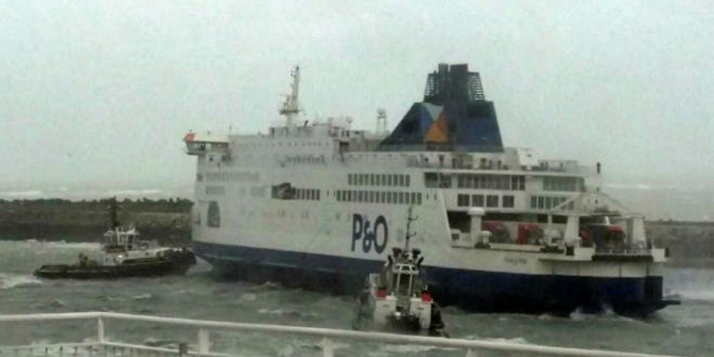 P&O ferry runs aground in Calais TradeWinds