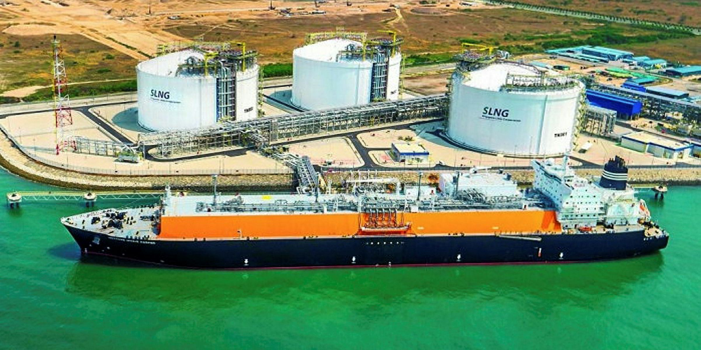 singapore-becomes-lng-bunkering-capable-tradewinds