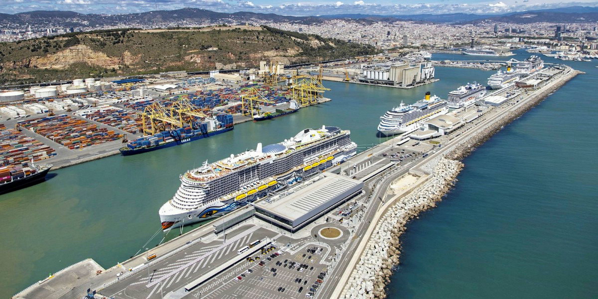 Barcelona seeks financing for cruise projects amid Covid-19 | TradeWinds