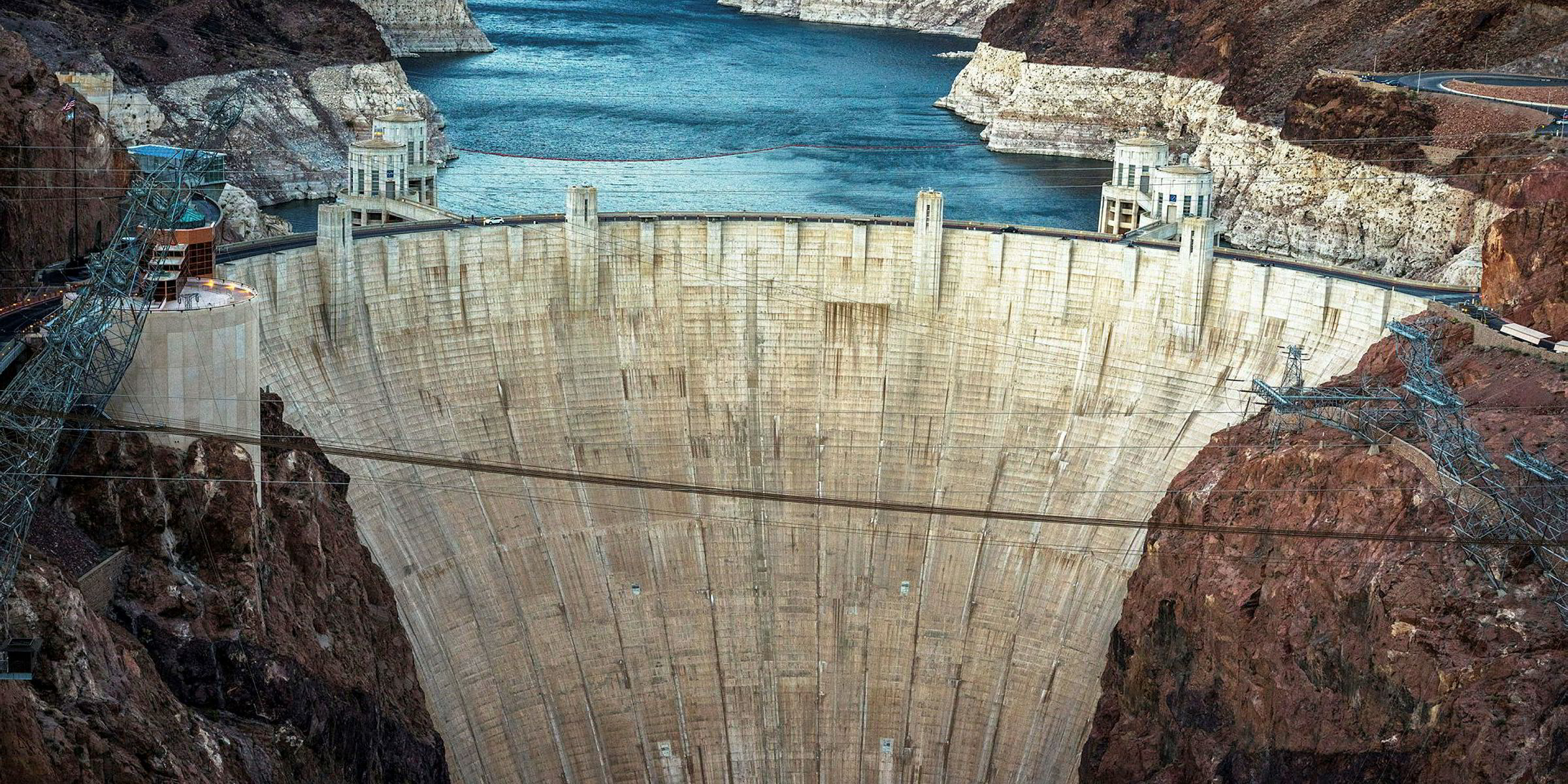 Прорыв плотины строящейся гэс "кыадат". Плотина куробэ япония. Плотина кёльнбрейн. Разрушенные плотины. Прорыв плотины оровилл.