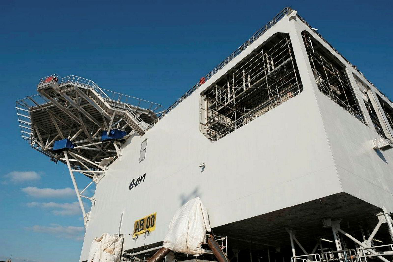 Transformer rig for 385MW Arkona array completed | Recharge