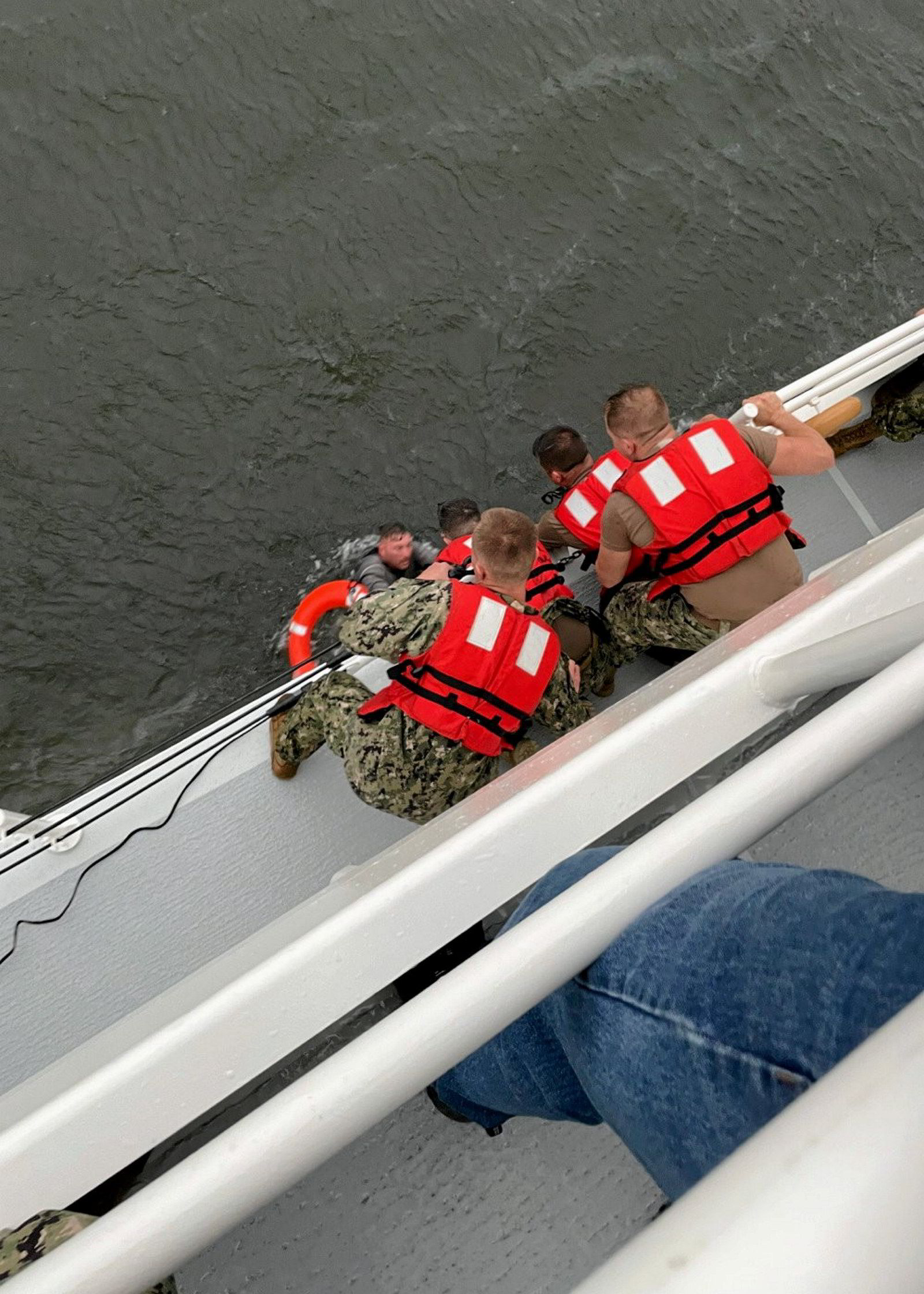 Search on for missing people in US Gulf as six rescued after liftboat