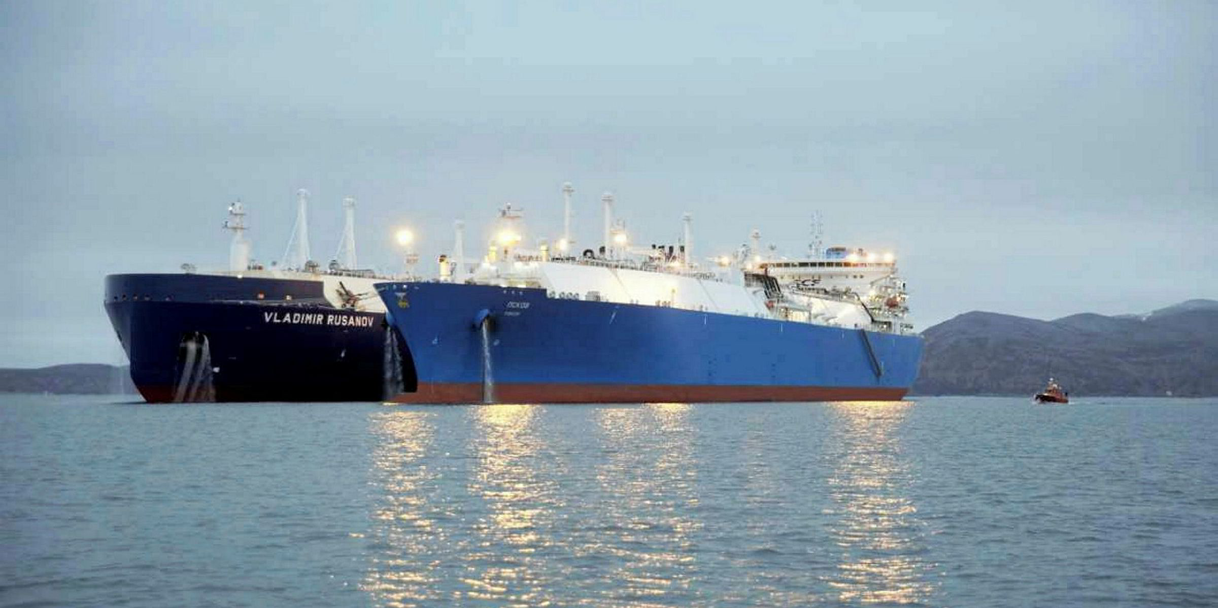 Sovcomflot Completes First Yamal LNG STS | TradeWinds