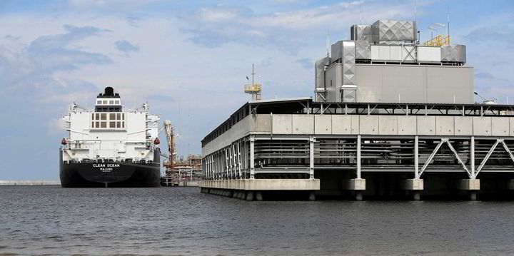 Polska rozważy zainteresowanie rozbudową terminalu LNG w Gdańsku