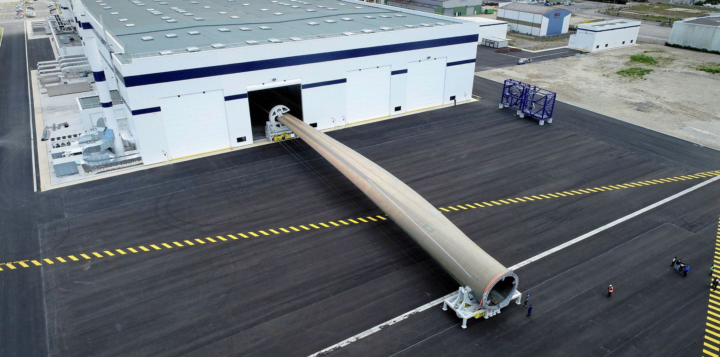 World’s biggest wind turbine blade edges out of GE factory in France