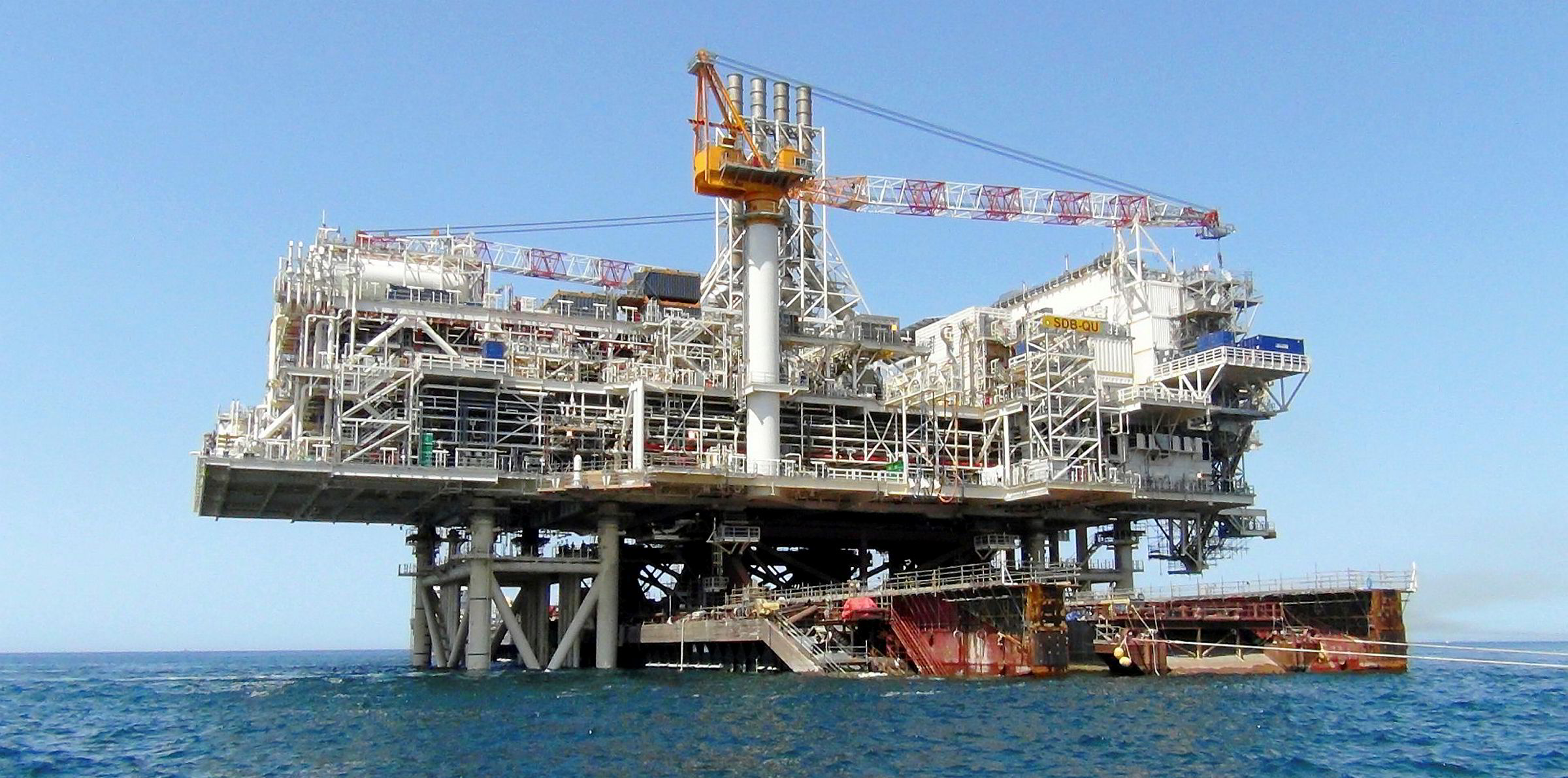 месторождение шехдениз. шах дениз платформа. месторождение шах дениз в азербайджане. шах дениз лукойл. шах-дениз месторождение.