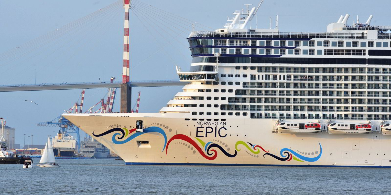 Legal dispute rages in Puerto Rico crash of Norwegian Cruise Line ship