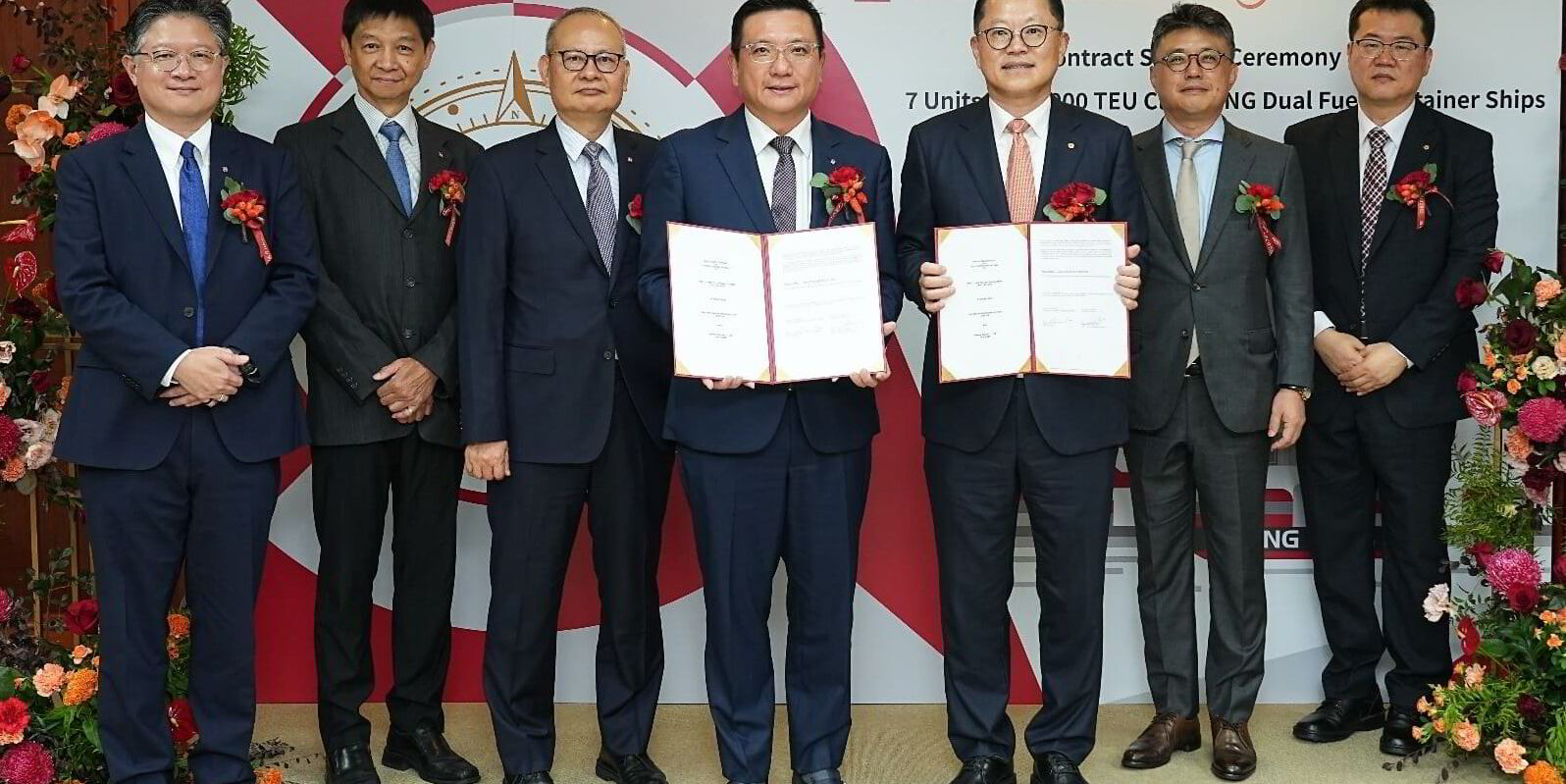 Yang Ming hedges fuel bets, adding ammonia features to LNG dual-fuel newbuildings