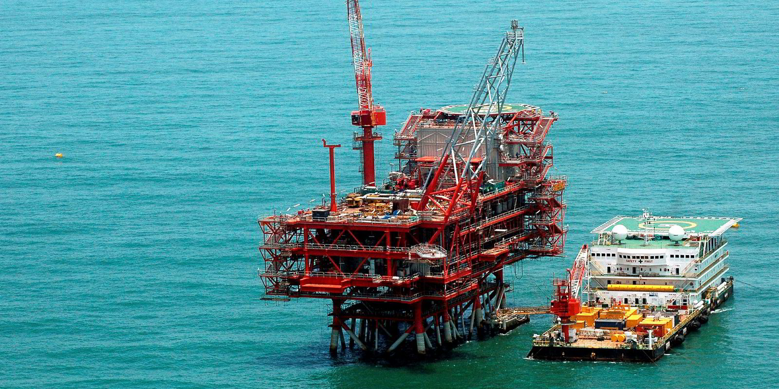 Reliance fires up flagship deepwater gas field offshore India
