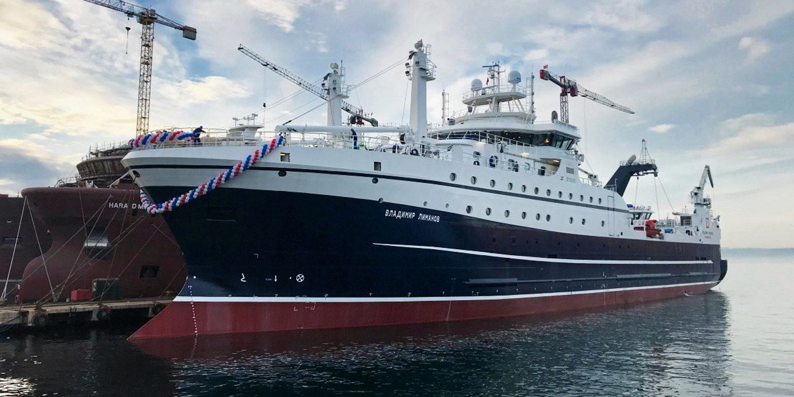 новое рыболовное судно. траулер проекта кмт01 "баренцево море". новое рыболовное судно. Norebo траулер. судно капитан вдовиченко.