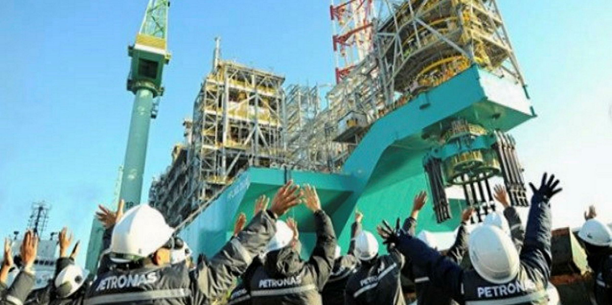 Petronas' second FLNG unit leaves yard for new gasfield home | TradeWinds