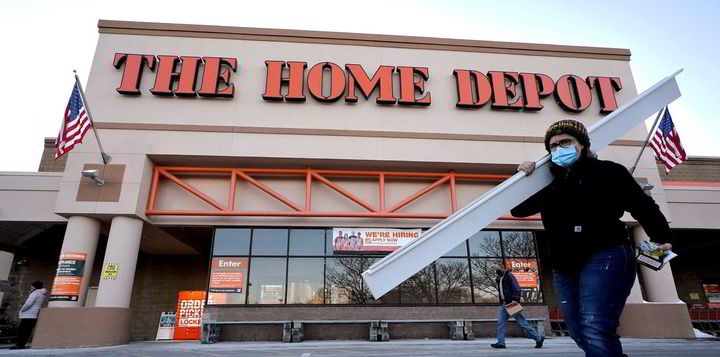 Home Depot charters containership for first time amid disruption chaos