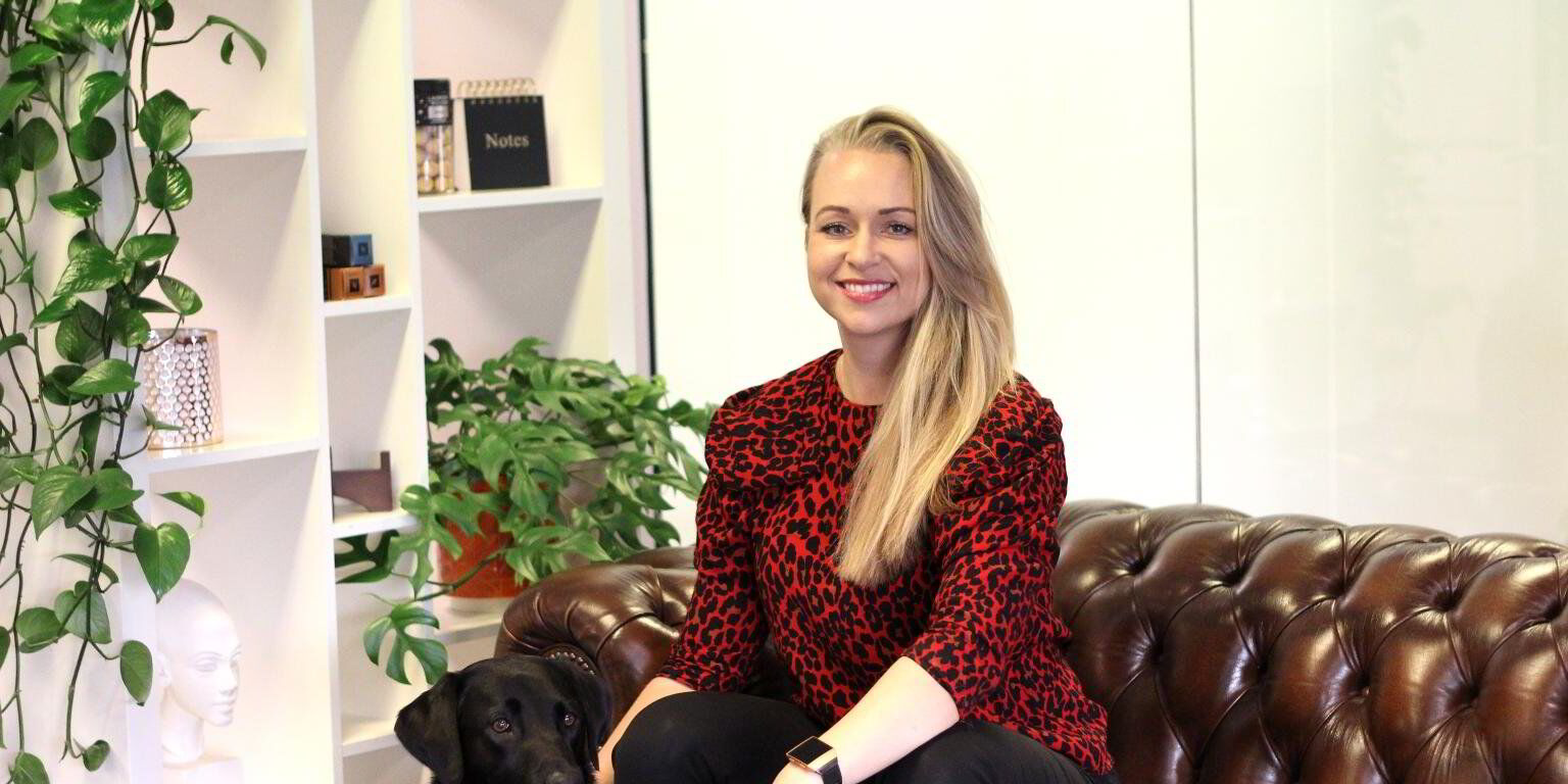 Strømsalgselskapene sliter med nye RME-krav – tyr til manuelle løsninger