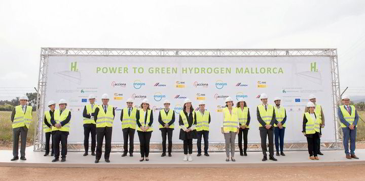 España pone en marcha la emblemática planta industrial de hidrógeno verde, y la primera ‘hidrodicta’