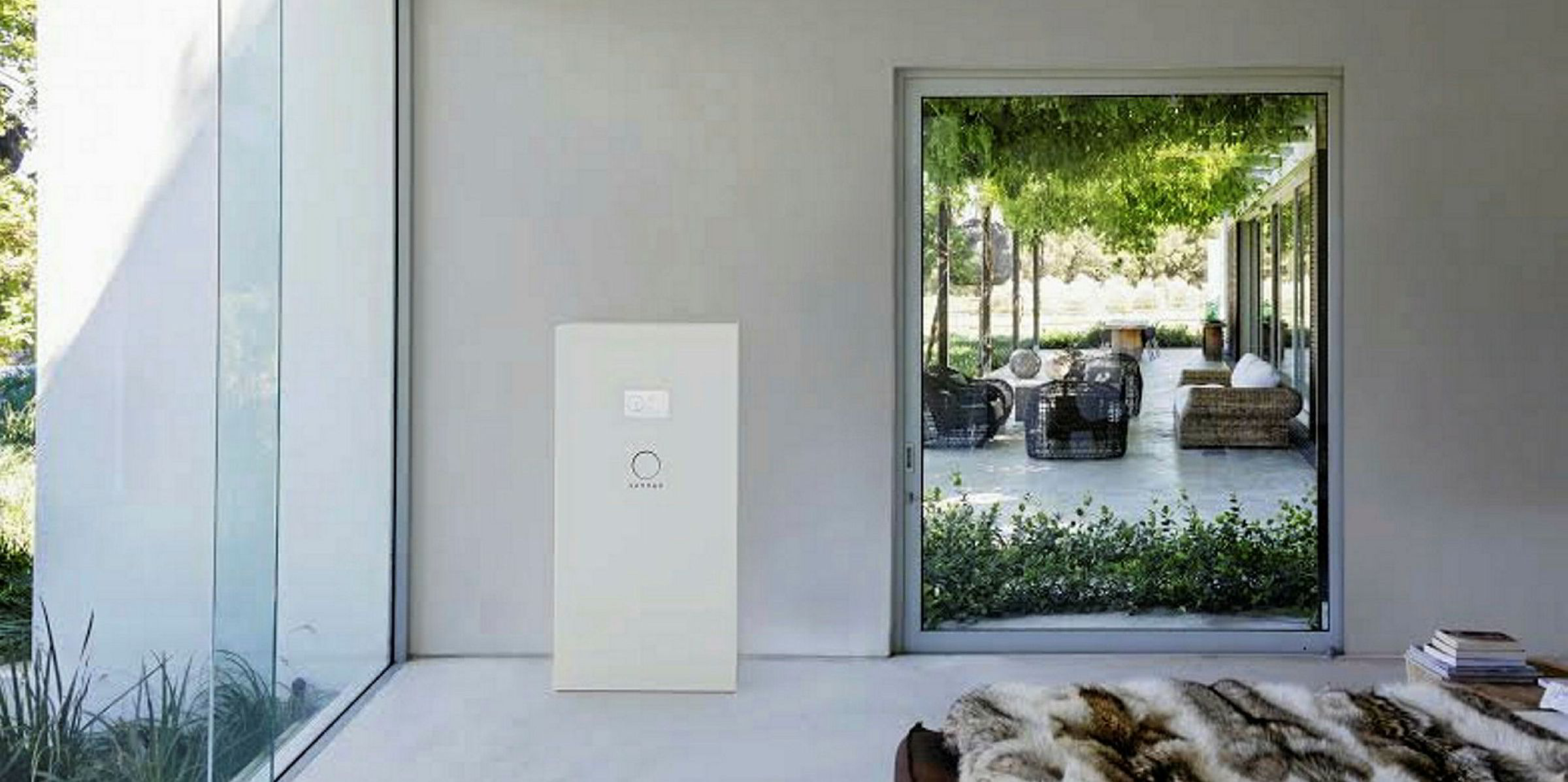 Home battery. Tesla Powerwall. Home Energy Storage. Home Energy Storage System.
