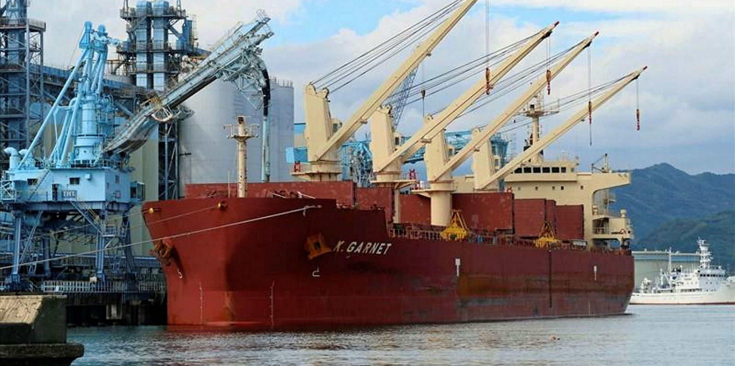 am-nomikos-lifts-fleet-size-with-south-korean-supramax-pair-tradewinds