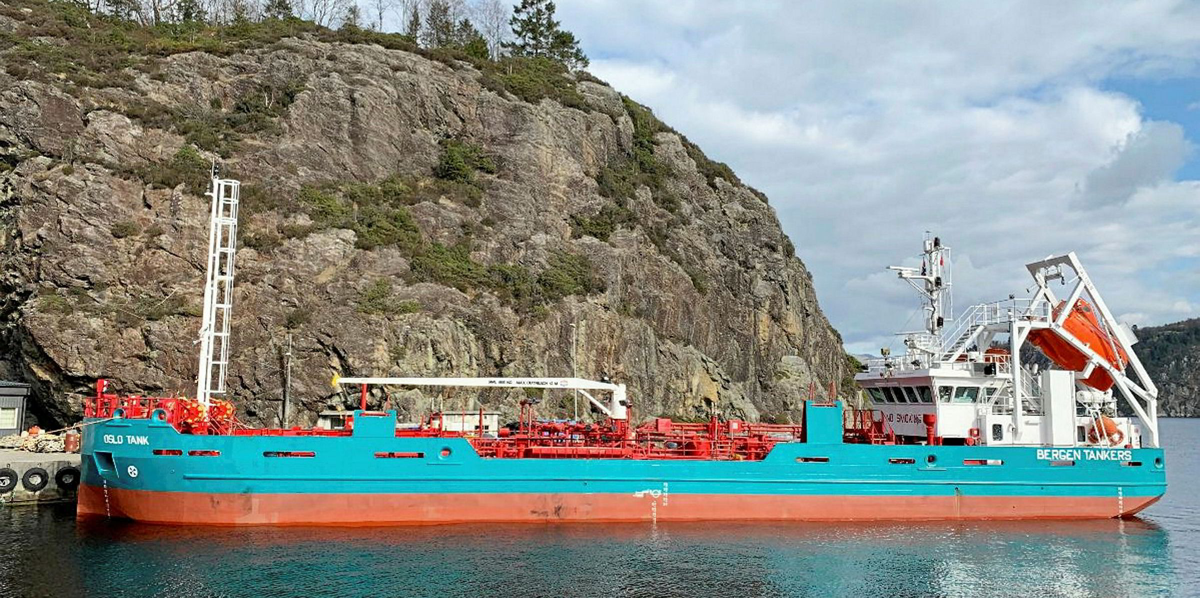 Shell extends LNGBV fleet with Norwegian ship conversion TradeWinds