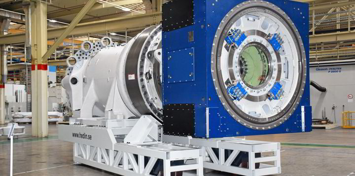 Vestas meshes gears on first EnVentus turbine powertrain for mass ...