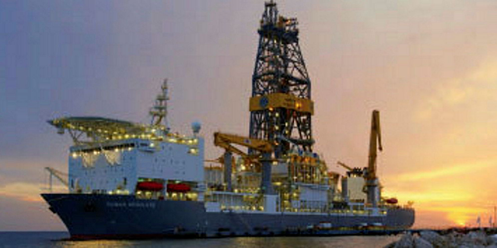 Rowan drillship taken by Llog Upstream Online