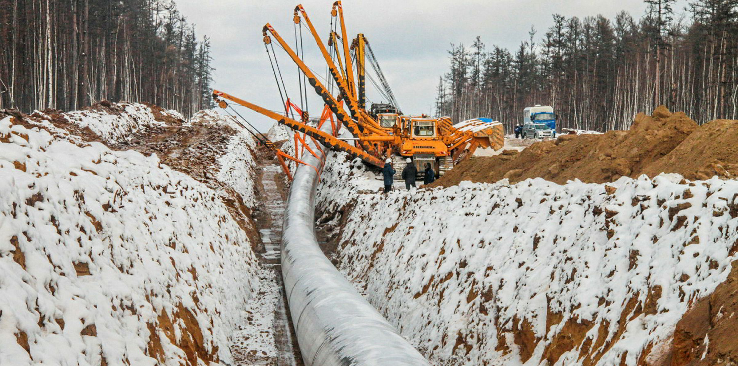 Сооружения магистральных газопроводов. Магистральный трубопровод сила Сибири. Сила Сибири газопровод стройка. Нефтепровод ВСТО трубоукладчики. Прокладка трубопровода.