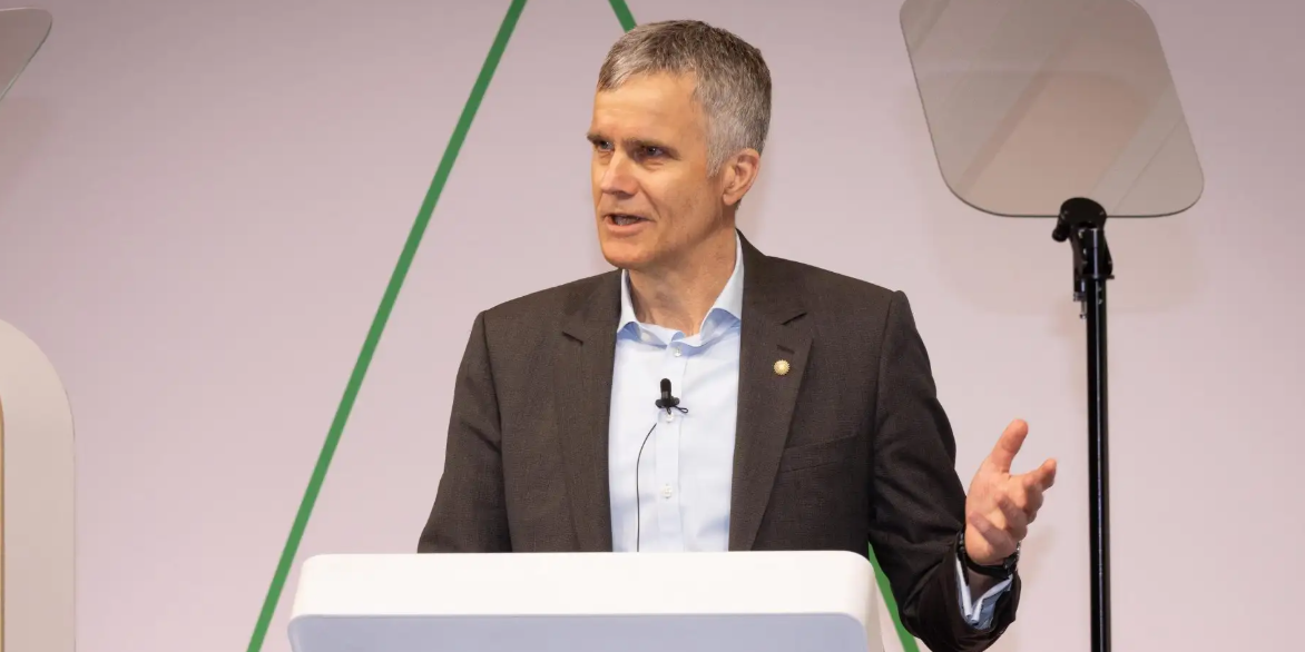 Green activist shareholder calls for vote against BP's chairman