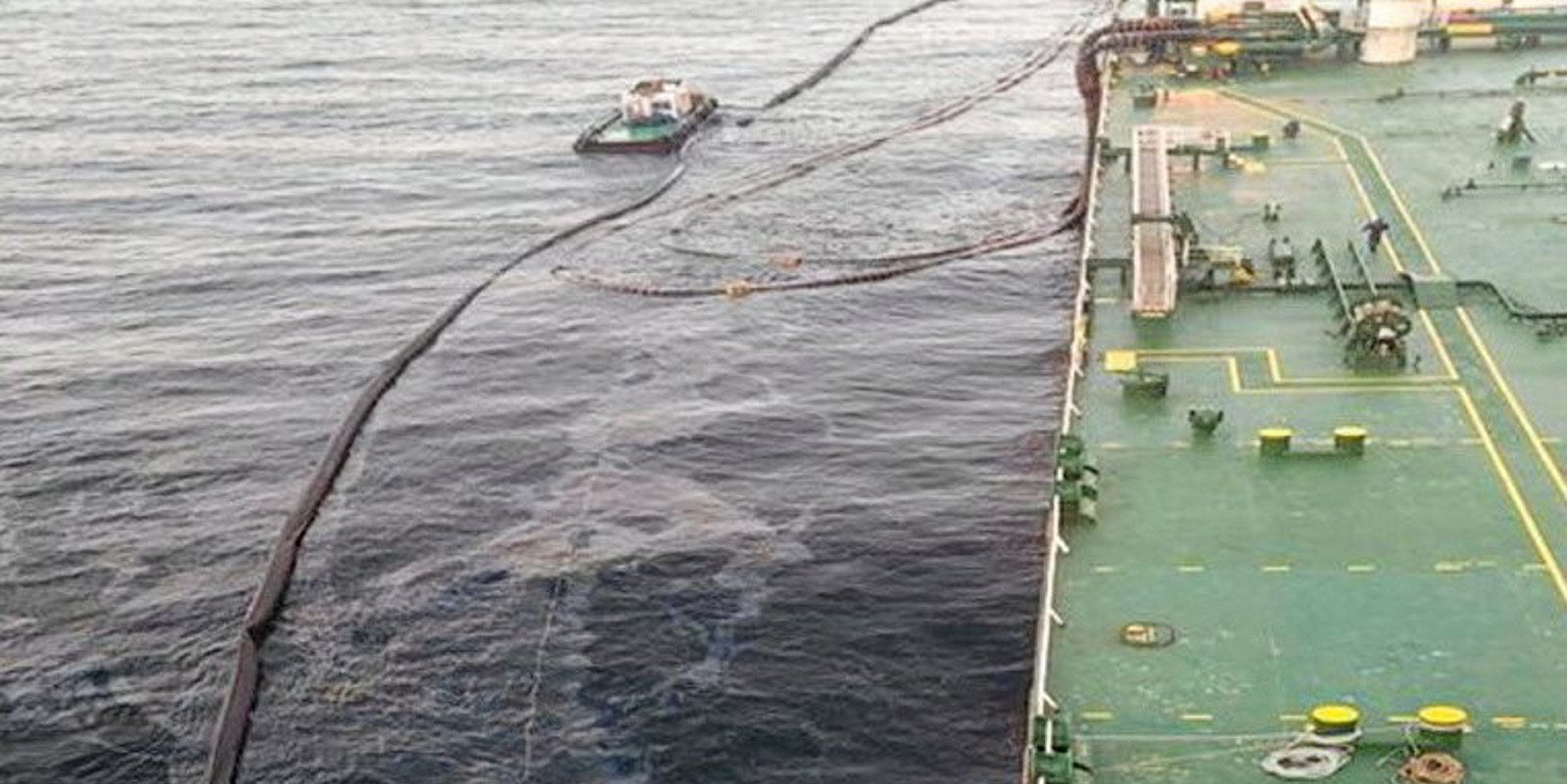 Crude spilled after pipe ruptures during unloading of Greek VLCC in ...