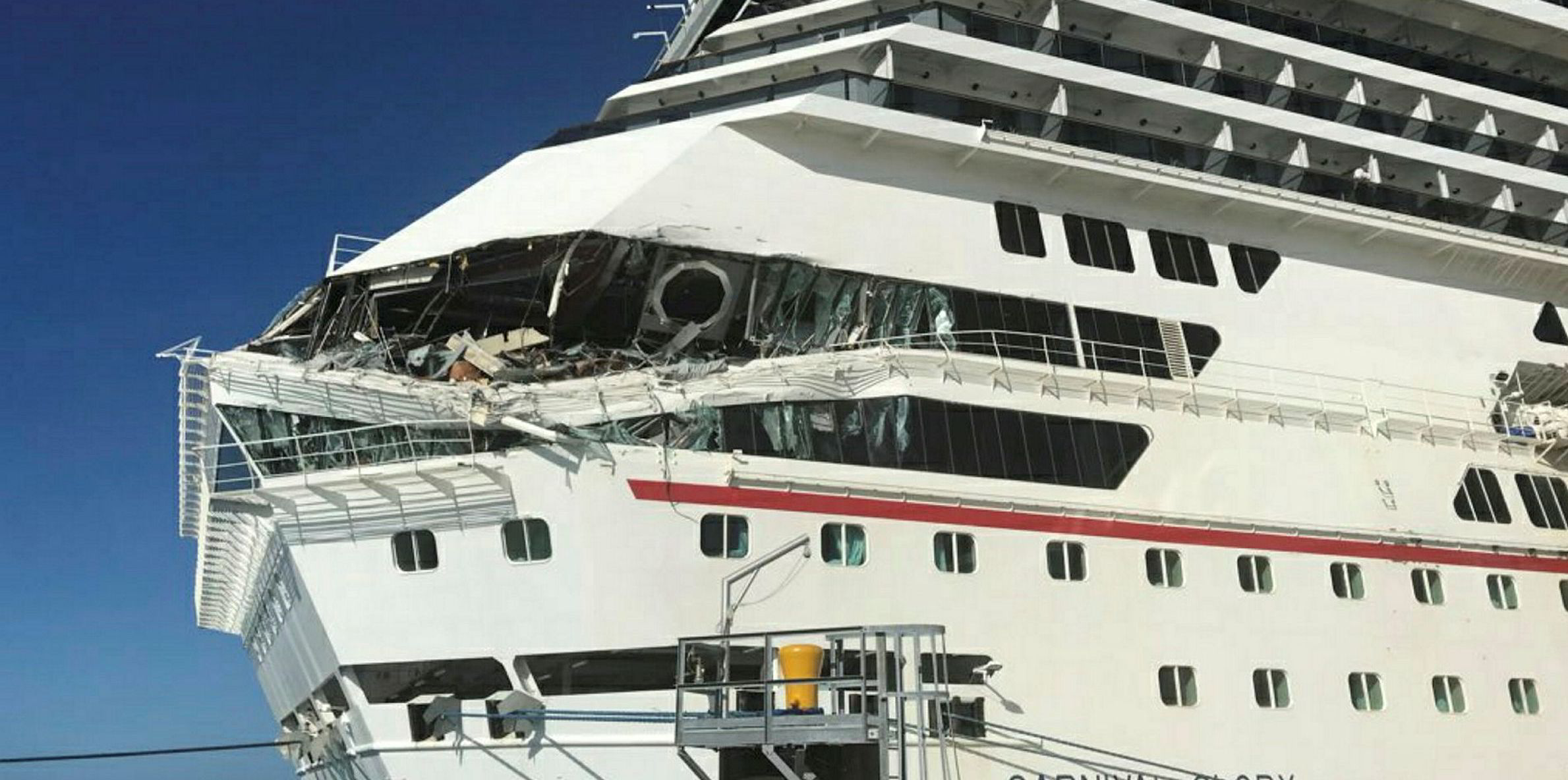 Video shows collision of Carnival cruiseships that injured six TradeWinds