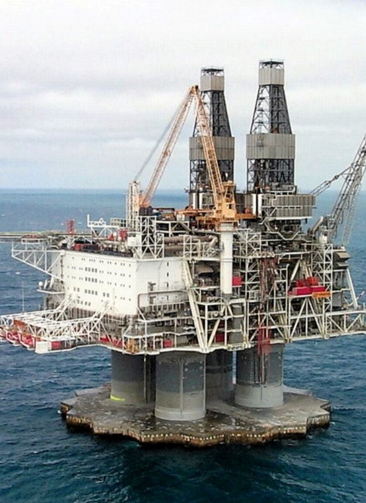 Canada Charges laid against Hibernia oilfield owners over Newfoundland