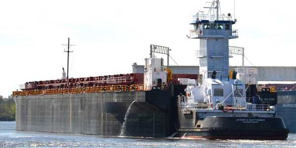 Kirby buys Seacor’s inland tank-barge fleet | TradeWinds