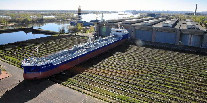 Sanctioned Russian shipyard returns to profit on business from blacklisted owner