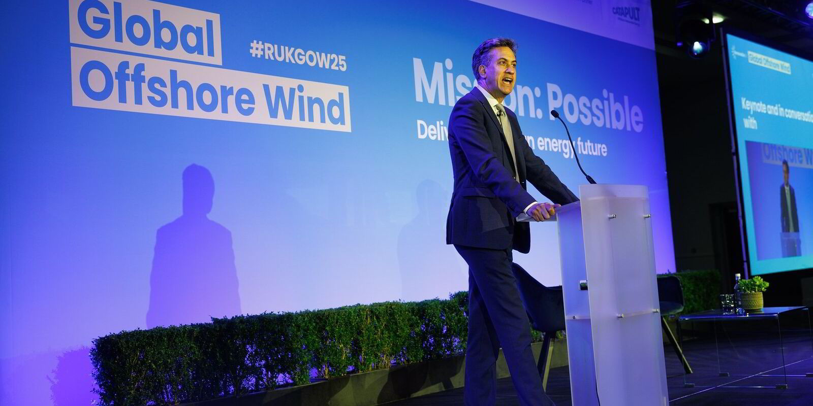 Miliband warns of danger Westminster 'out of touch' with public on net zero