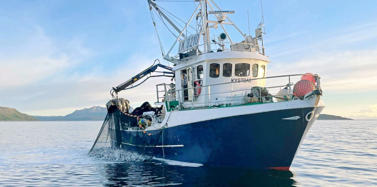 Makrellfisket I Nord: – Heldigvis Hadde Vi Med Ei Mindre Not ...